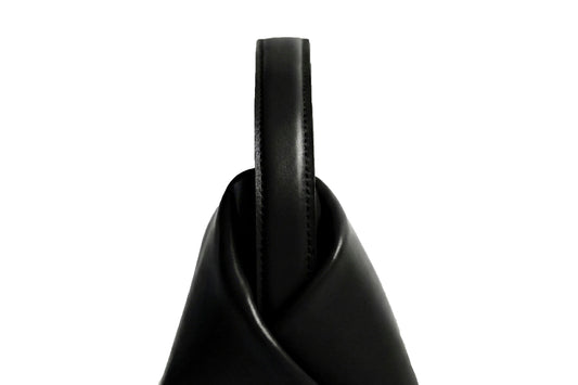 DETALLE ASA NEGRO BOLSO 003 VOLVER